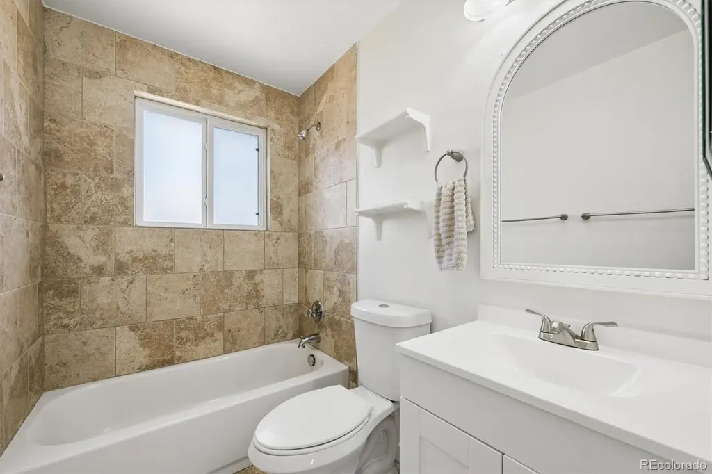 13025 Pensacola Place Denver CO 80239