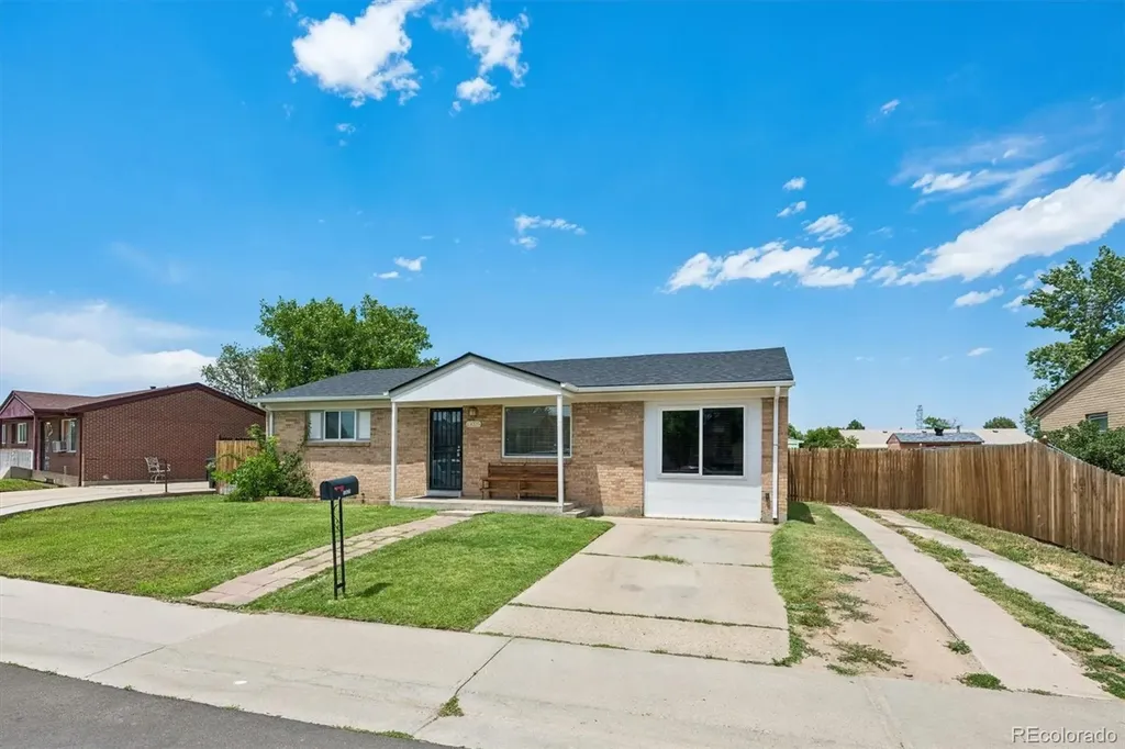 13025 Pensacola Place Denver CO 80239