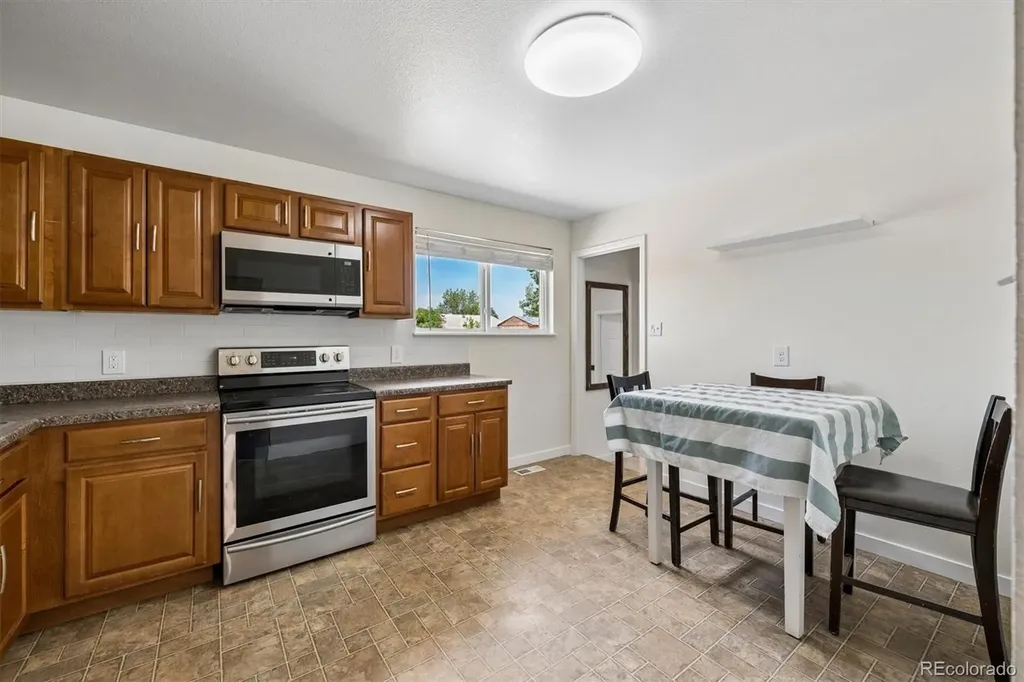 13025 Pensacola Place Denver CO 80239