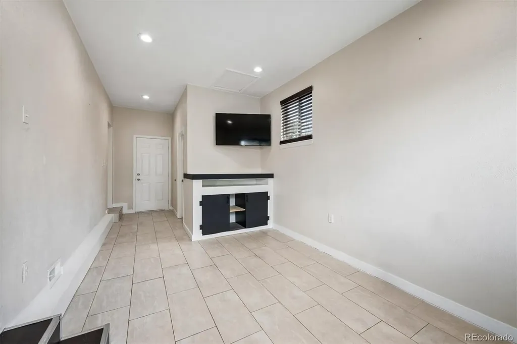 13025 Pensacola Place Denver CO 80239