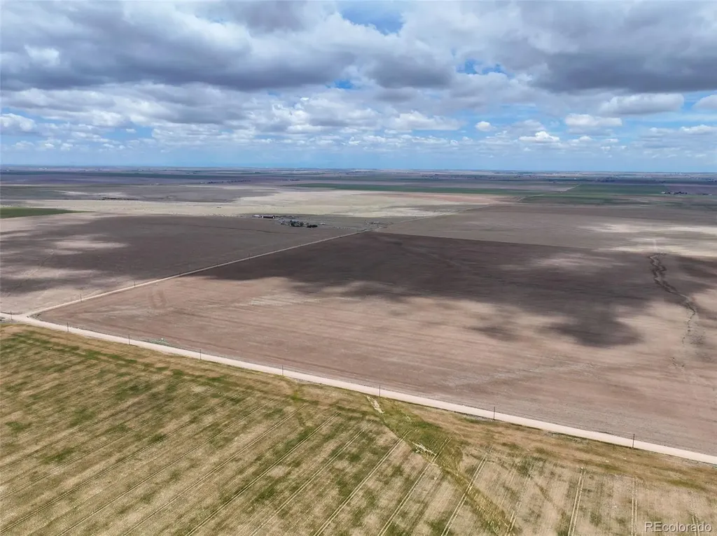 . Wcr 81 And Co Road 8 Roggen CO 80652