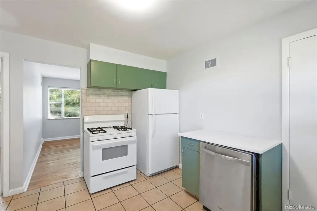 2688 S Acoma Street Denver CO 80223
