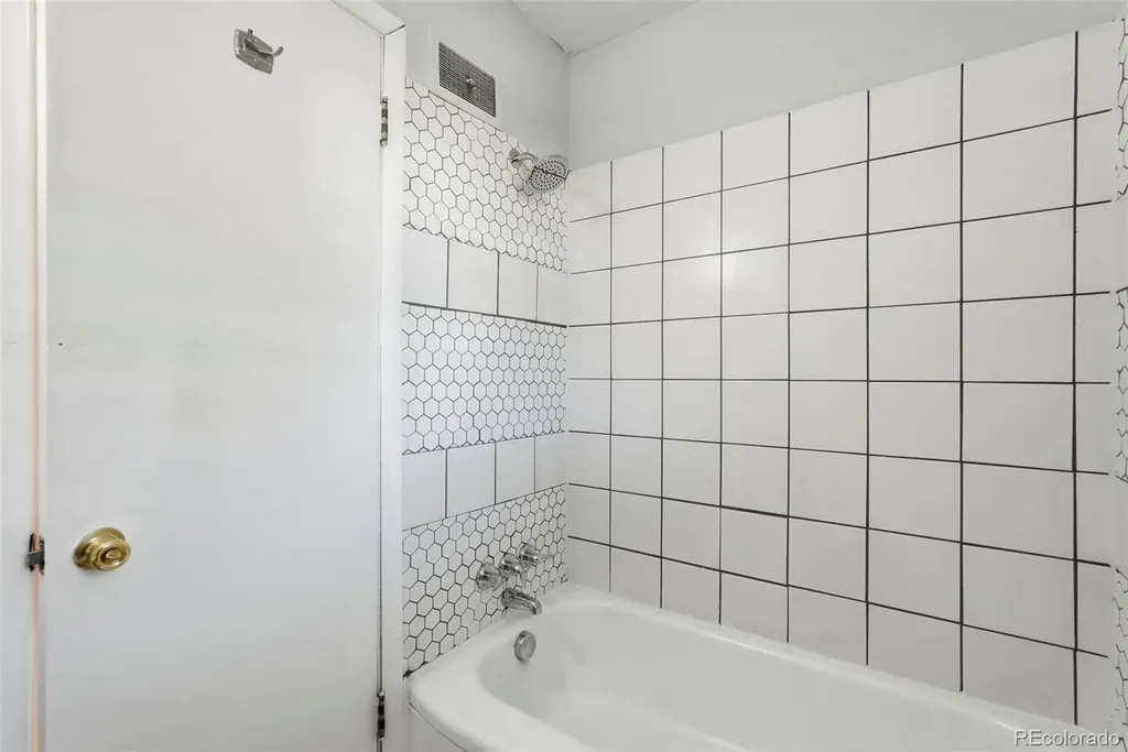 2688 S Acoma Street Denver CO 80223