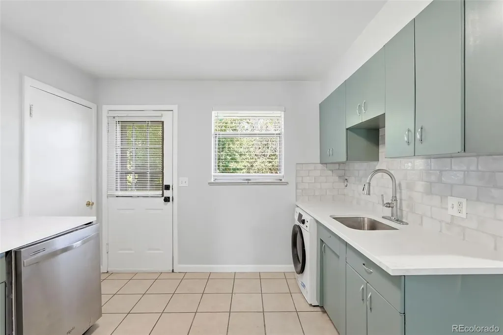 2688 S Acoma Street Denver CO 80223