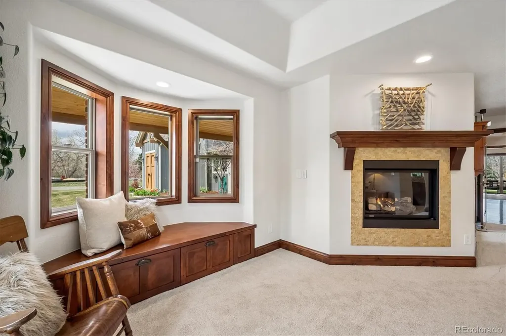 8830 W Bear Creek Drive Lakewood CO 80227
