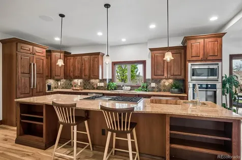 8830 W Bear Creek Drive Lakewood CO 80227