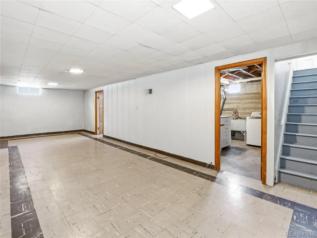 1466 S Chase Street Lakewood CO 80232