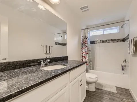 7572 S Yakima Court Aurora CO 80016
