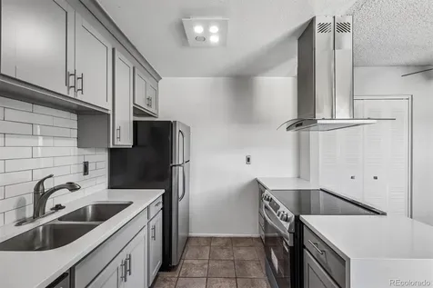 3351 S Field Street Lakewood CO 80227