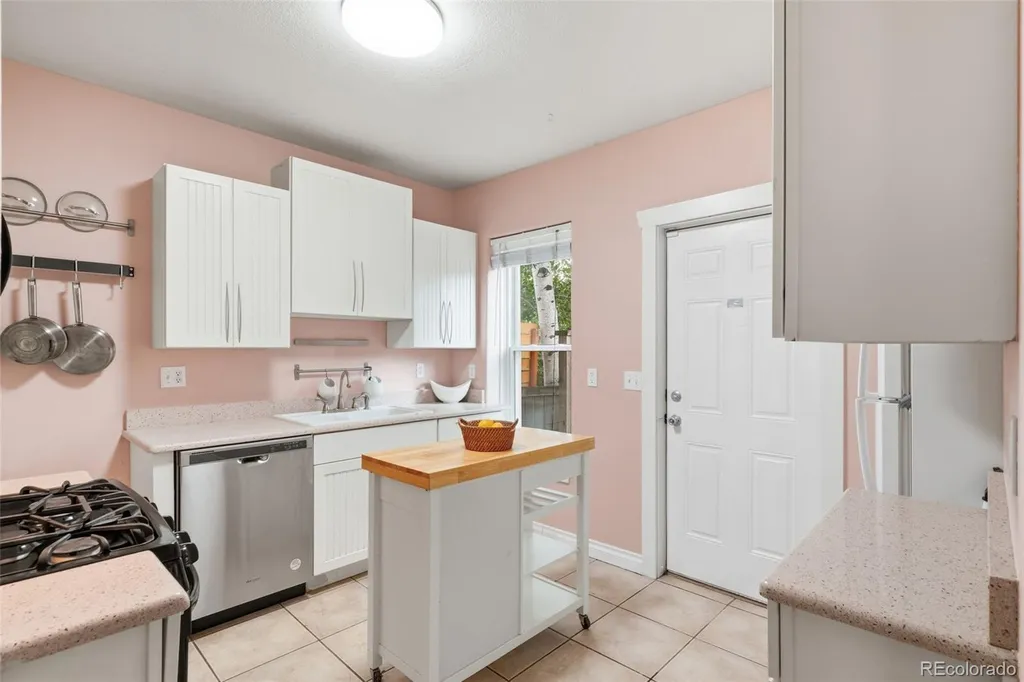 2211 Hooker Street Denver CO 80211