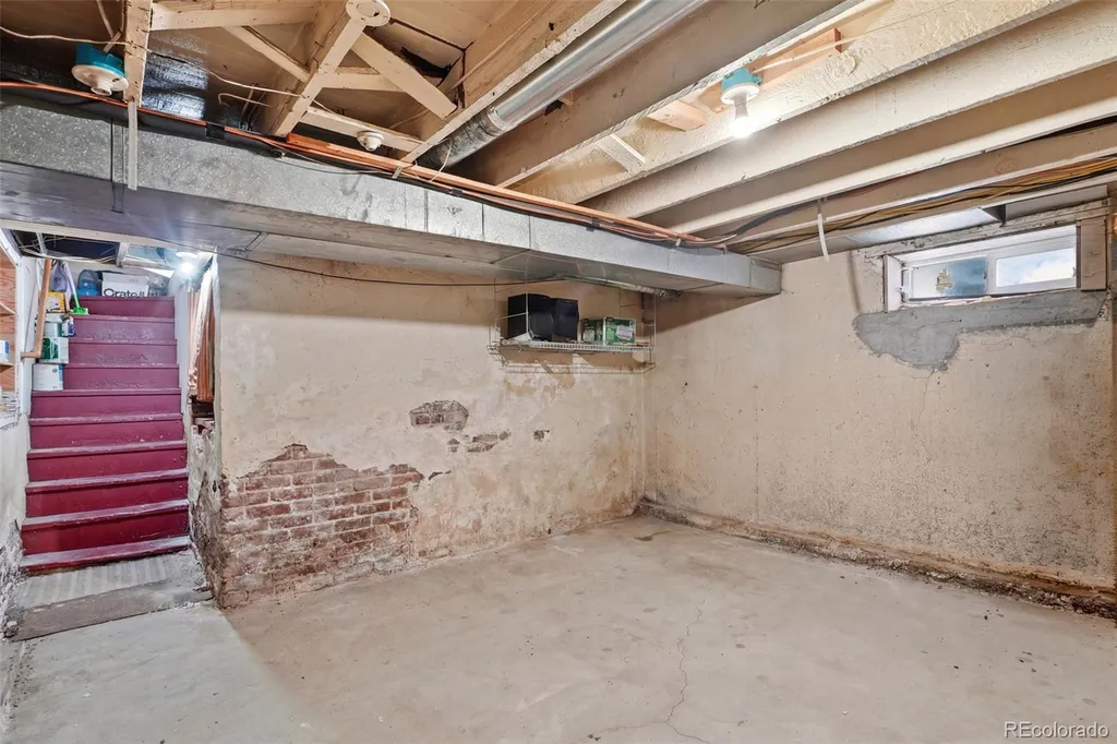 2211 Hooker Street Denver CO 80211