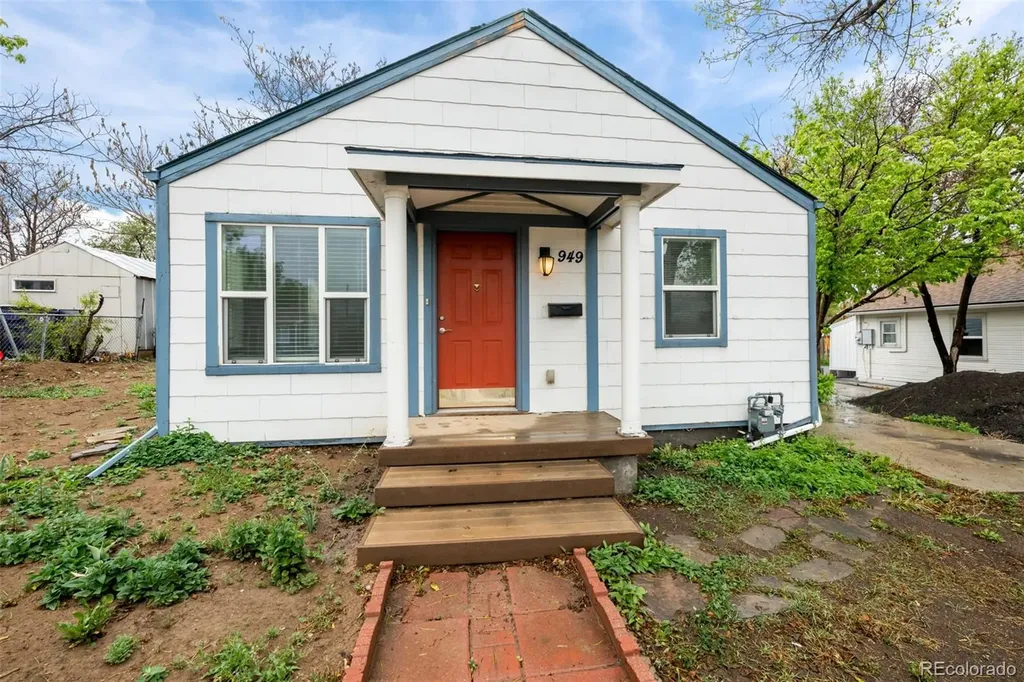 949 S Perry Street Denver CO 80219