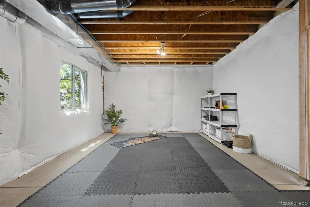 3384 Wabash Street Denver CO 80238