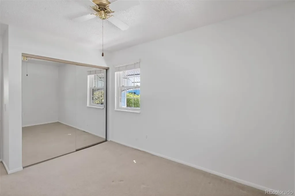 2558 S Vaughn Way Aurora CO 80014