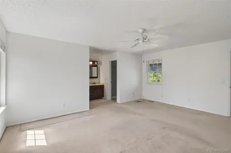 2558 S Vaughn Way Aurora CO 80014