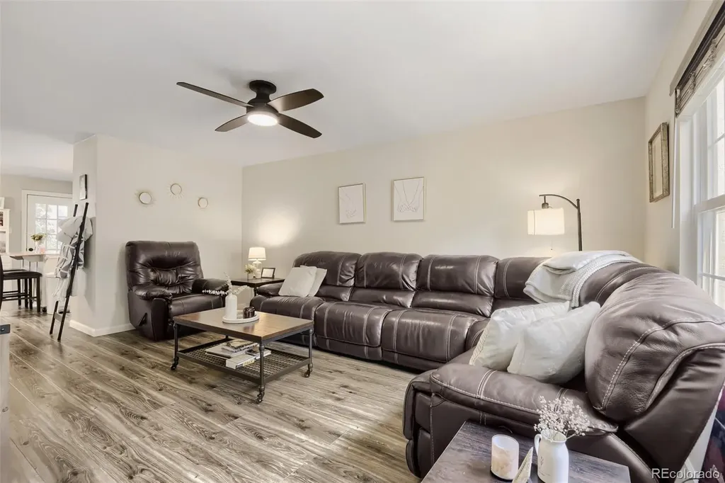 7110 S Gaylord Street Centennial CO 80122