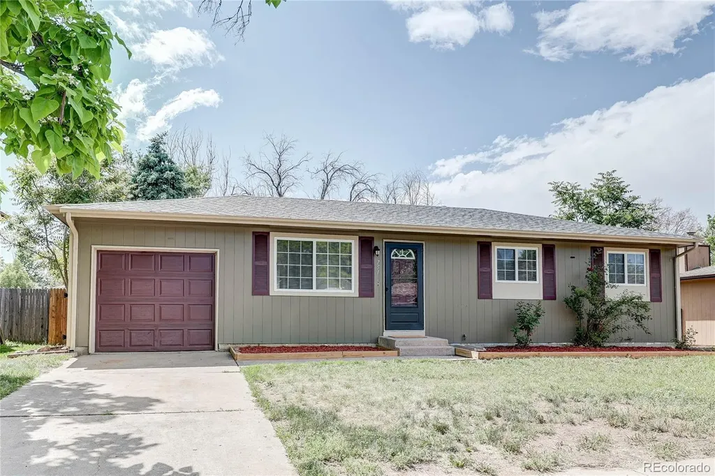 751 S Moline Street Aurora CO 80012