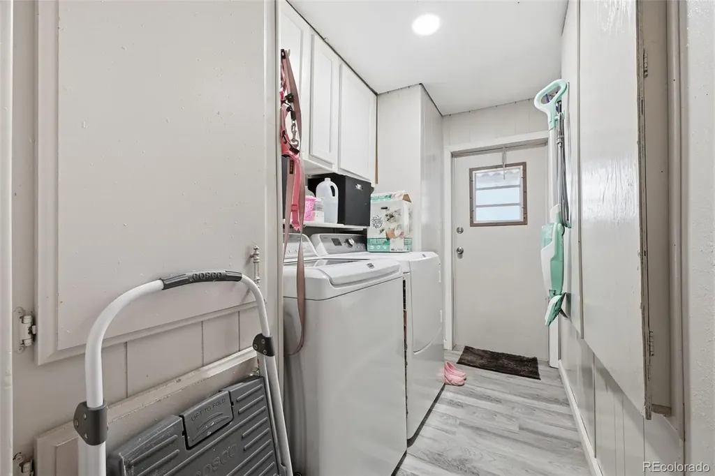 1095 Western Drive Colorado Springs CO 80915