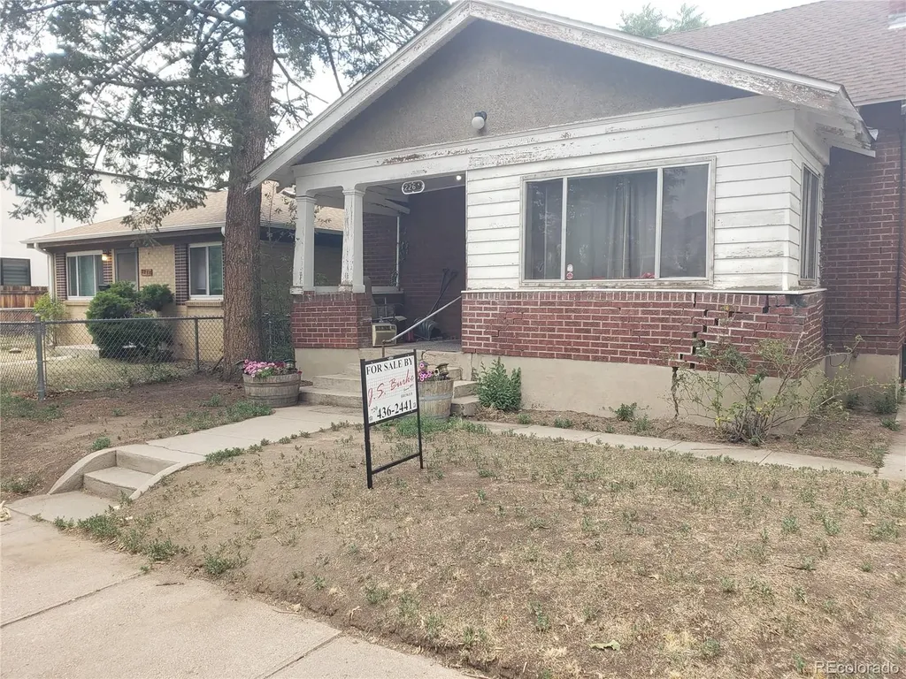 Denver CO, 2264 S Lincoln Street