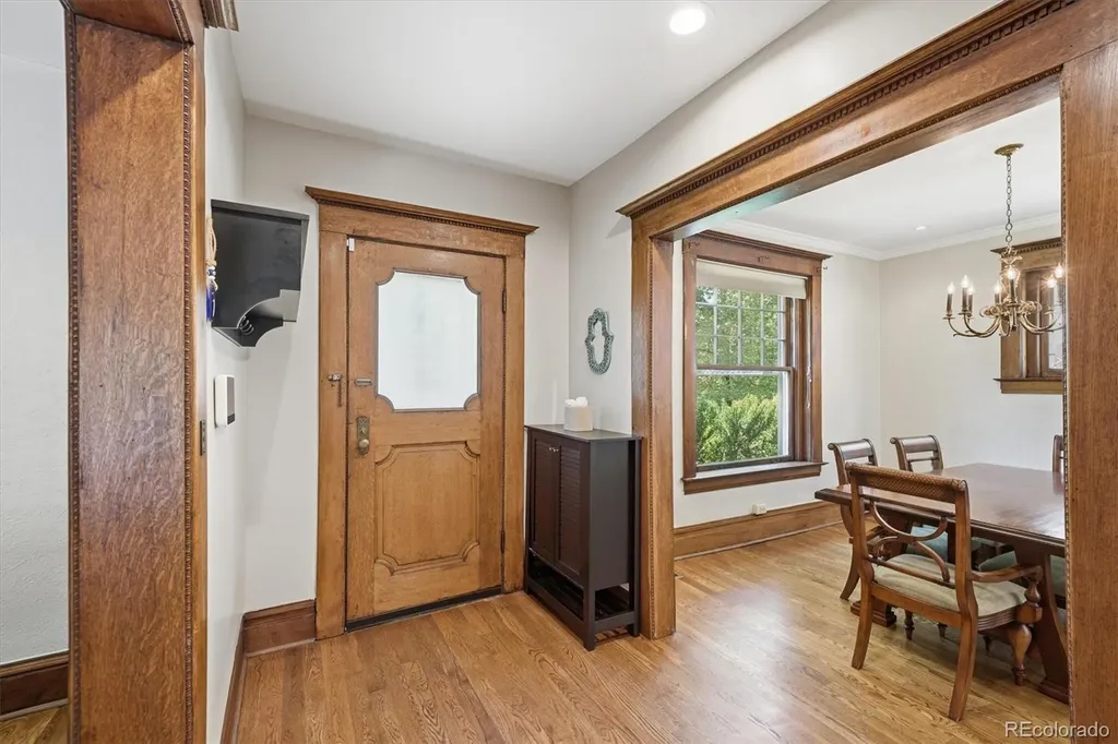 164 S Grant Street Denver CO 80209