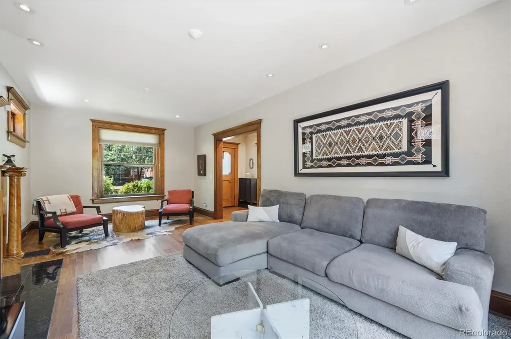 164 S Grant Street Denver CO 80209