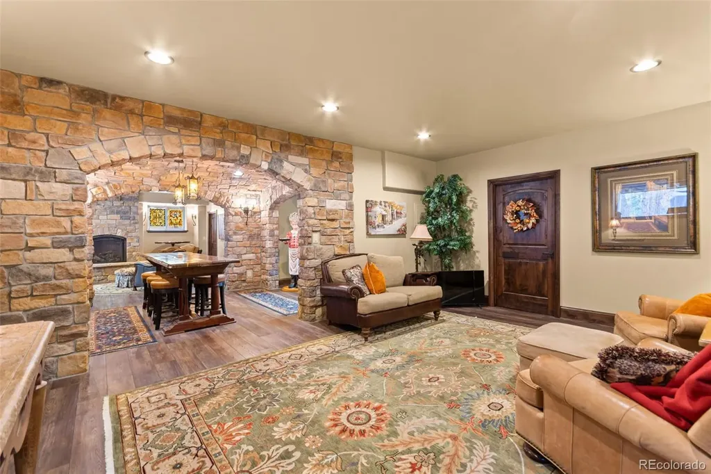 1429 Gore Circle Larkspur CO 80118