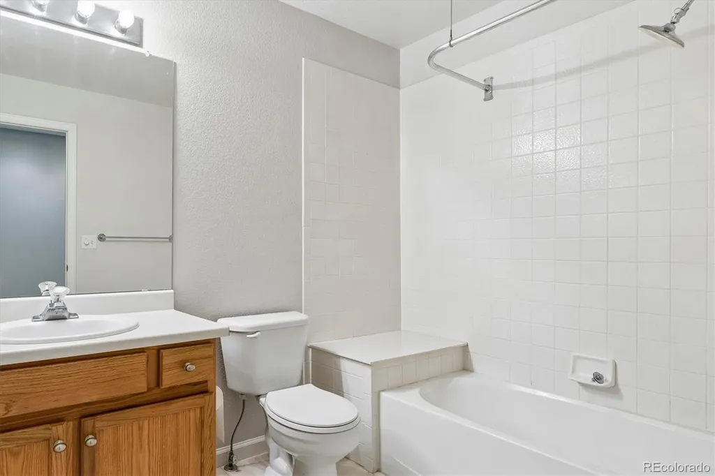4442 S Auckland Court Aurora CO 80015