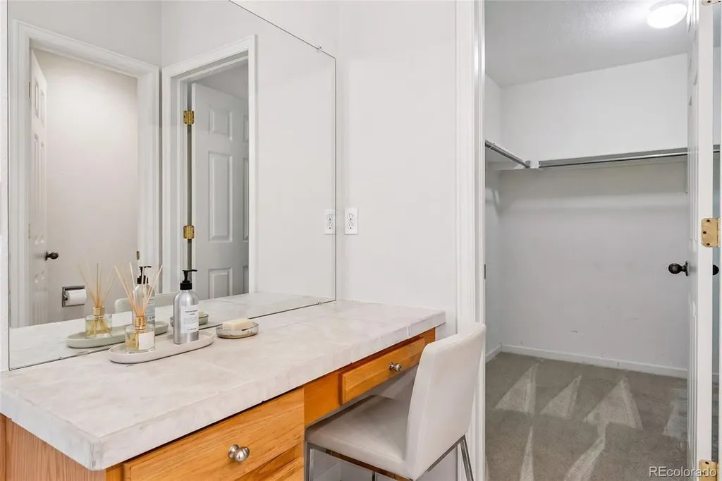 4442 S Auckland Court Aurora CO 80015