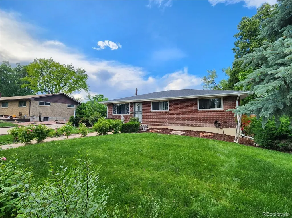 3247 W Pimlico Drive Englewood CO 80110