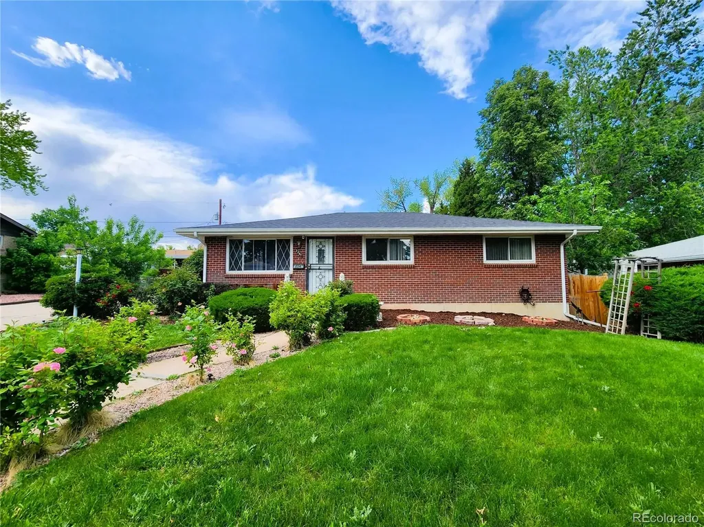 3247 W Pimlico Drive Englewood CO 80110