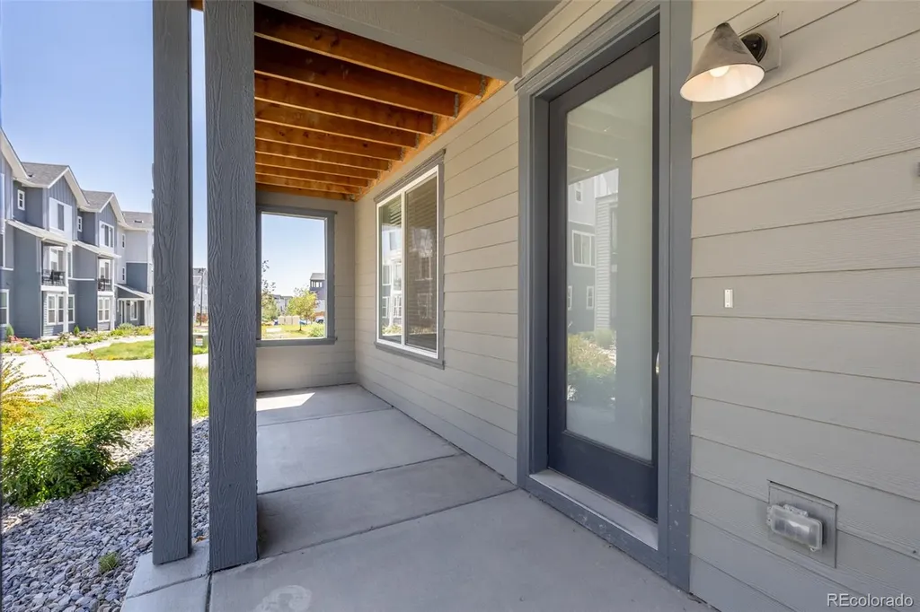 2251 W 166th Lane Broomfield CO 80023