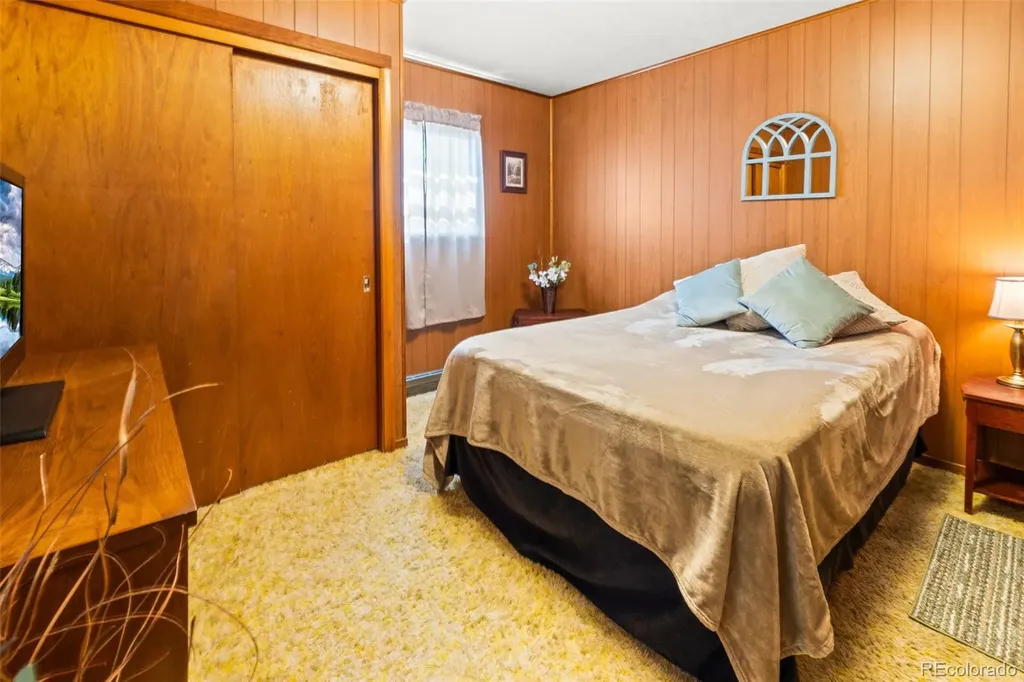 469 Fremont Avenue Akron CO 80720