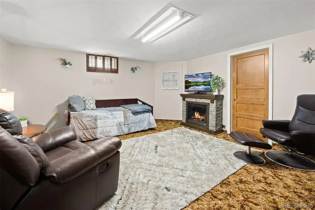 469 Fremont Avenue Akron CO 80720
