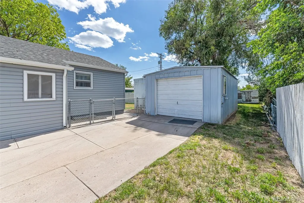 469 Fremont Avenue Akron CO 80720