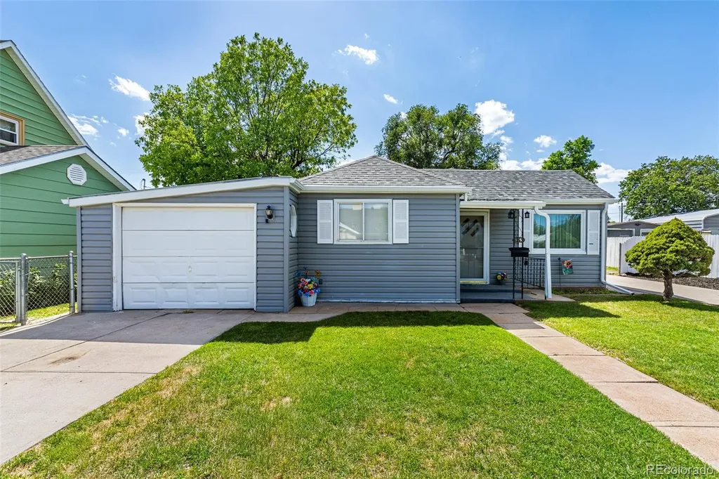 469 Fremont Avenue Akron CO 80720