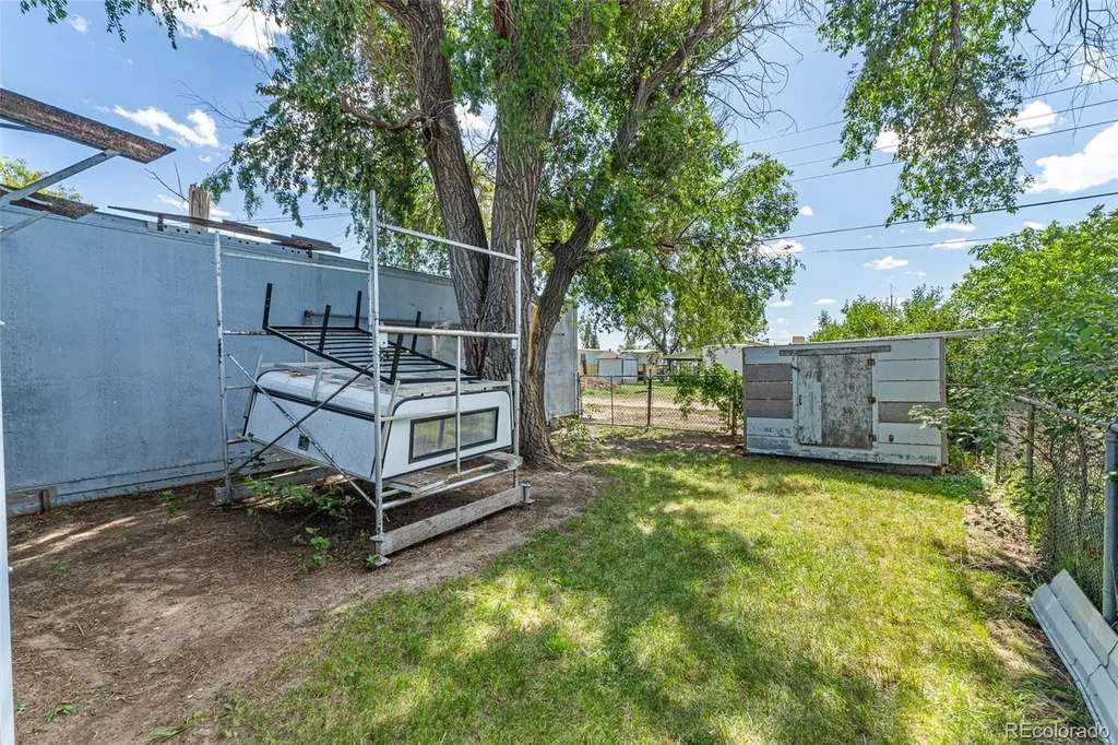 469 Fremont Avenue Akron CO 80720