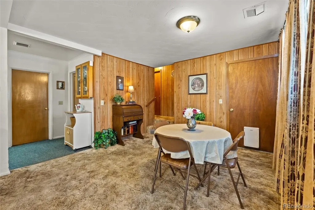 469 Fremont Avenue Akron CO 80720