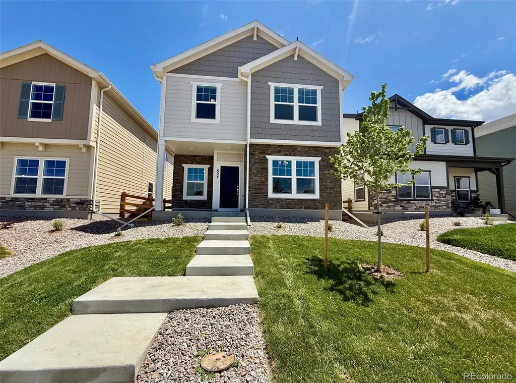 824 N Bently Street Watkins CO 80137
