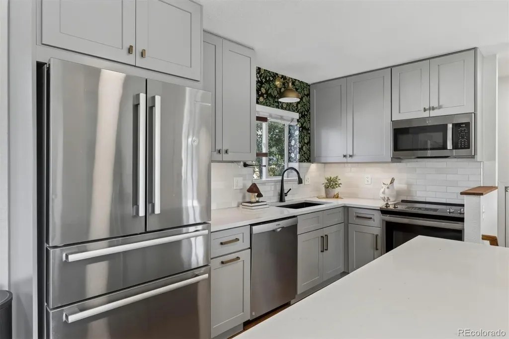 3652 Locust Street Denver CO 80207