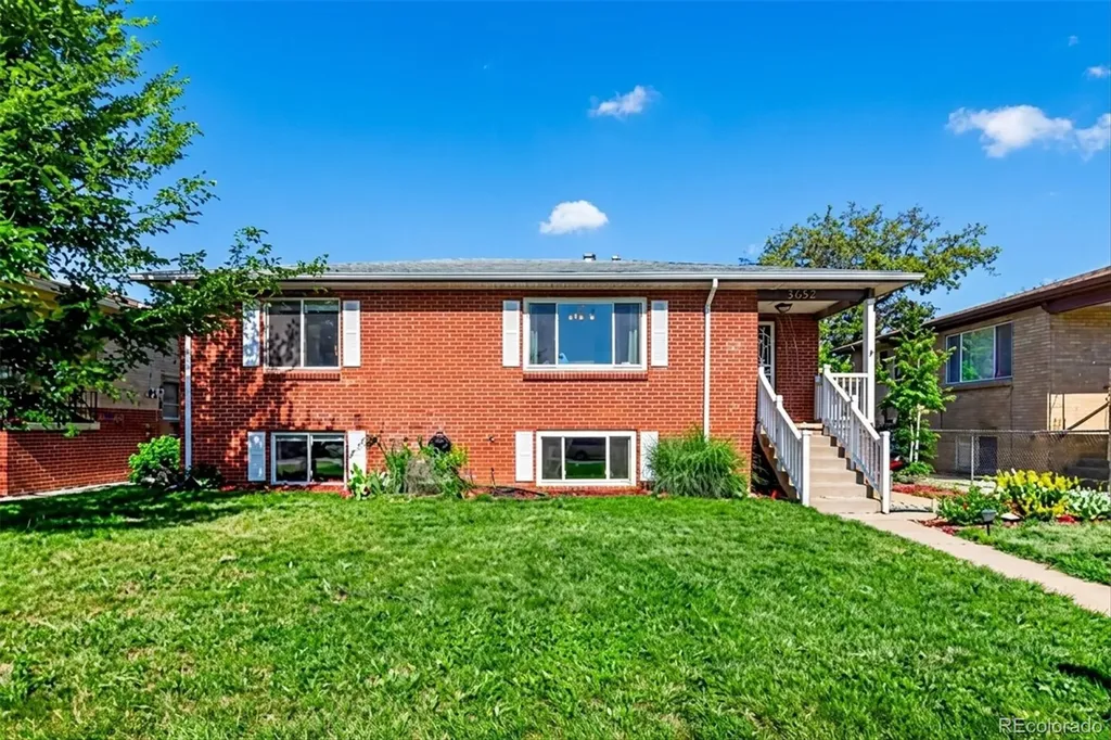 3652 Locust Street Denver CO 80207