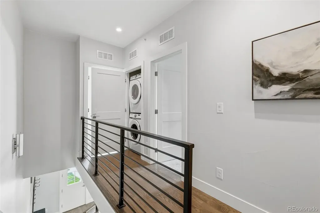 1187 S Navajo Street Denver CO 80223