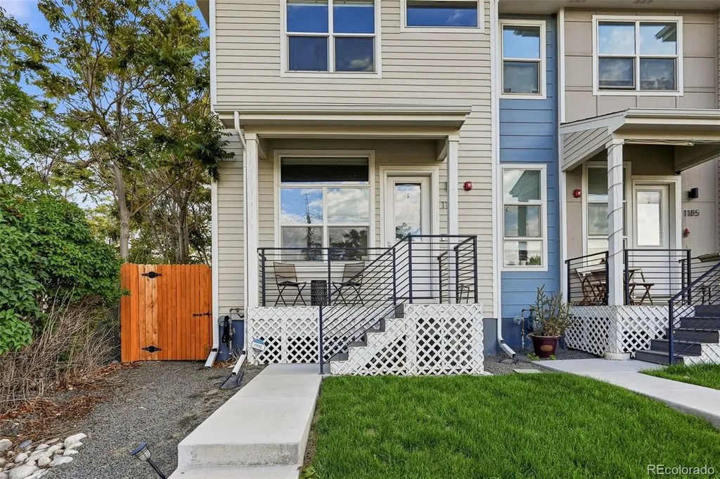1187 S Navajo Street Denver CO 80223