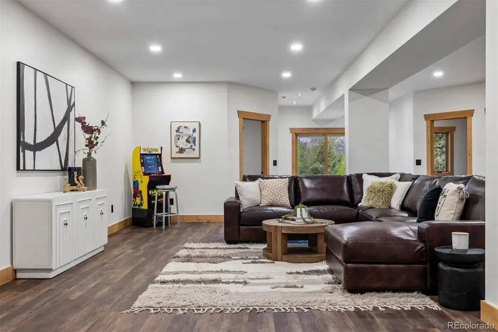 14669 S Foxton Road Conifer CO 80433