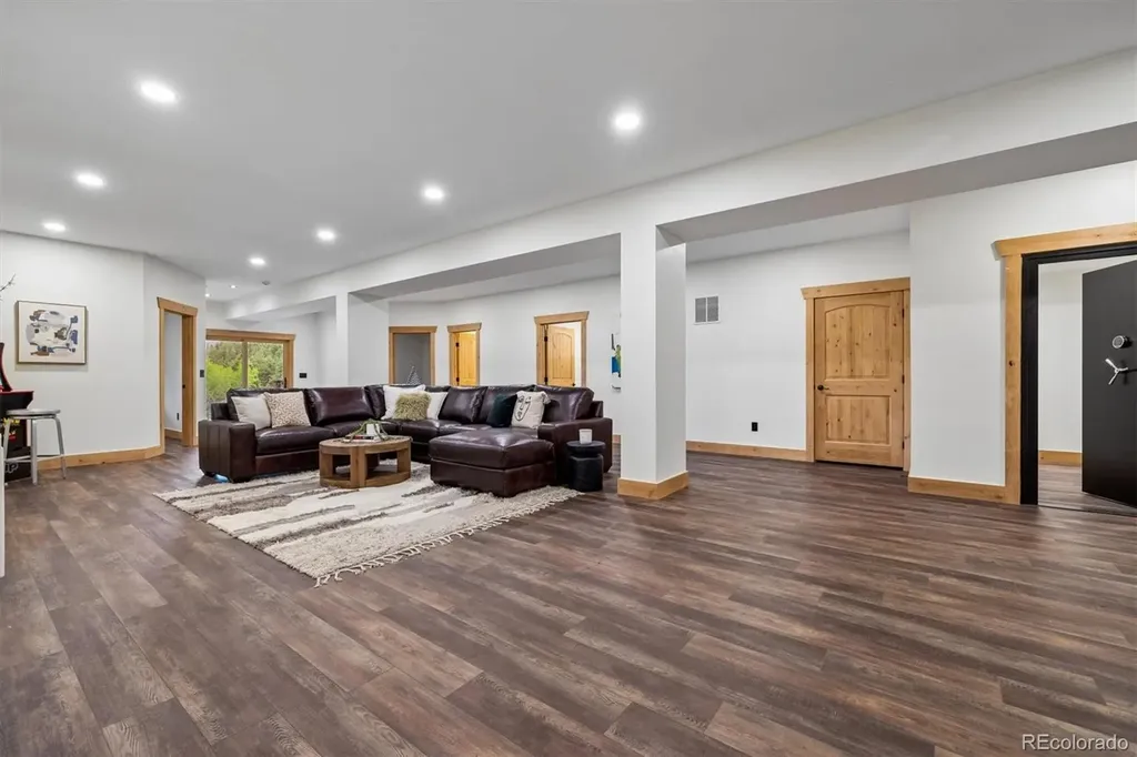14669 S Foxton Road Conifer CO 80433