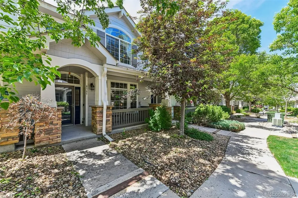 8385 Stonybridge Circle Highlands Ranch CO 80126