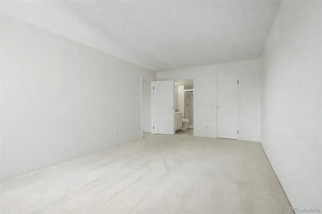 13992 E Marina Drive E Aurora CO 80014