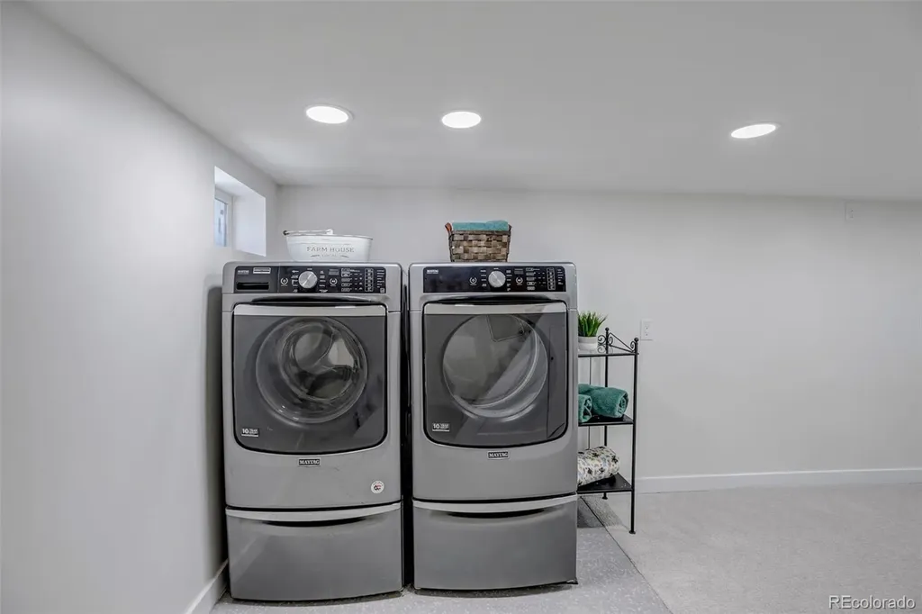 624 S Quitman Street Denver CO 80219