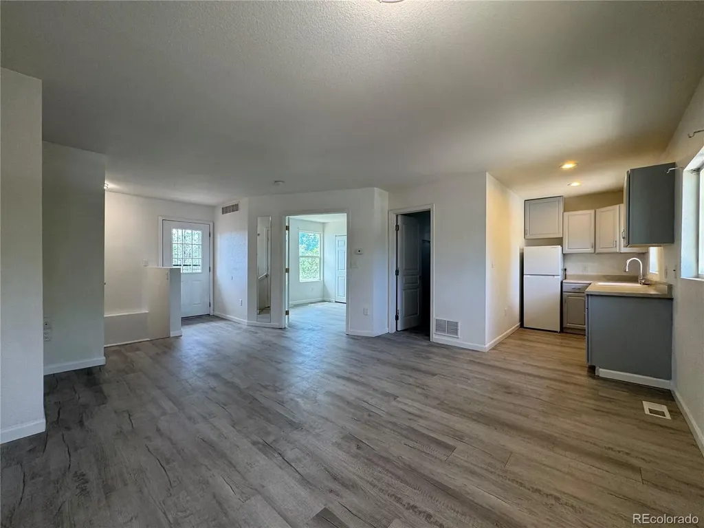 2012 S Ivory Street Aurora CO 80013