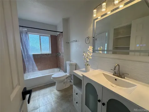 2012 S Ivory Street Aurora CO 80013
