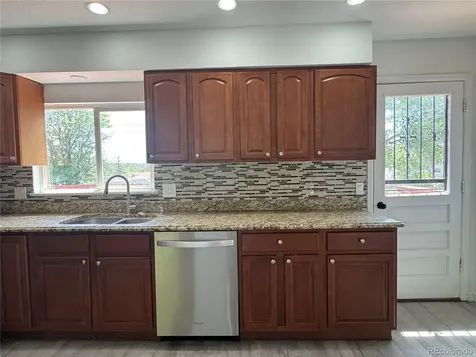2012 S Ivory Street Aurora CO 80013
